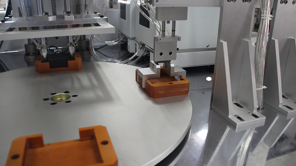 多头自动锁螺丝机