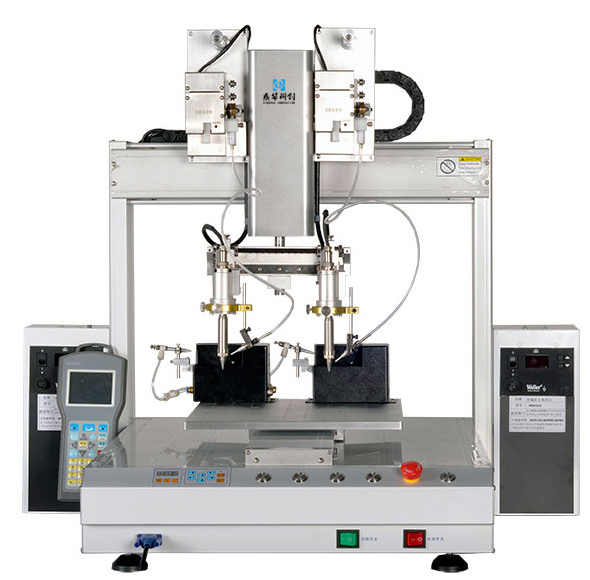 自动焊锡机器人